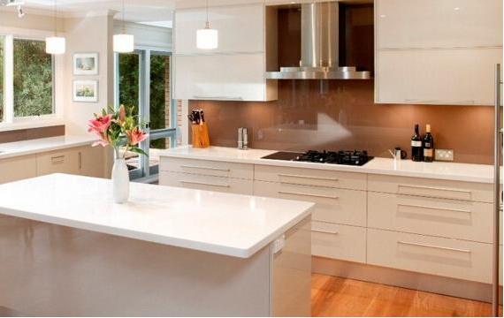 廚房里櫥柜怎么清潔和保養(yǎng)？