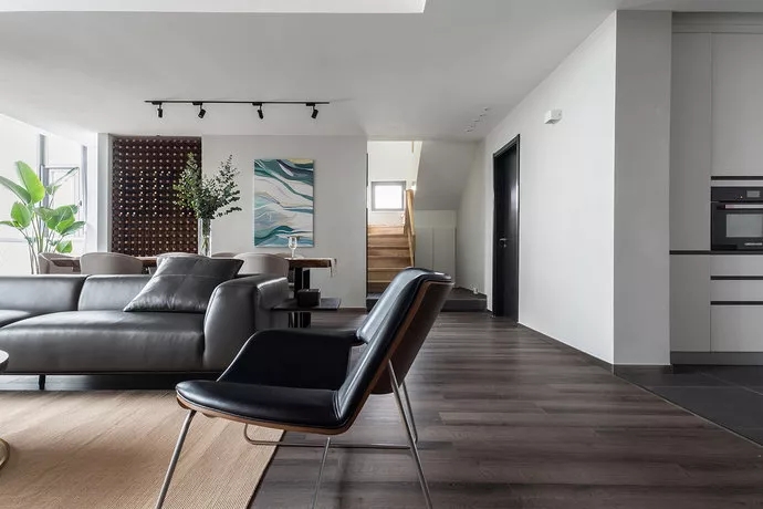 踢腳線要這么裝才好看！