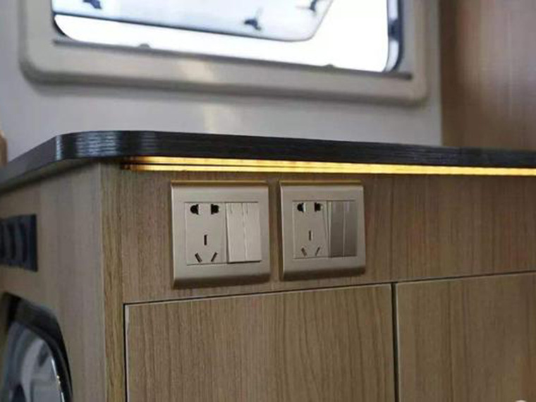 裝修一定要在這八處裝插座，不然三年后必后悔！